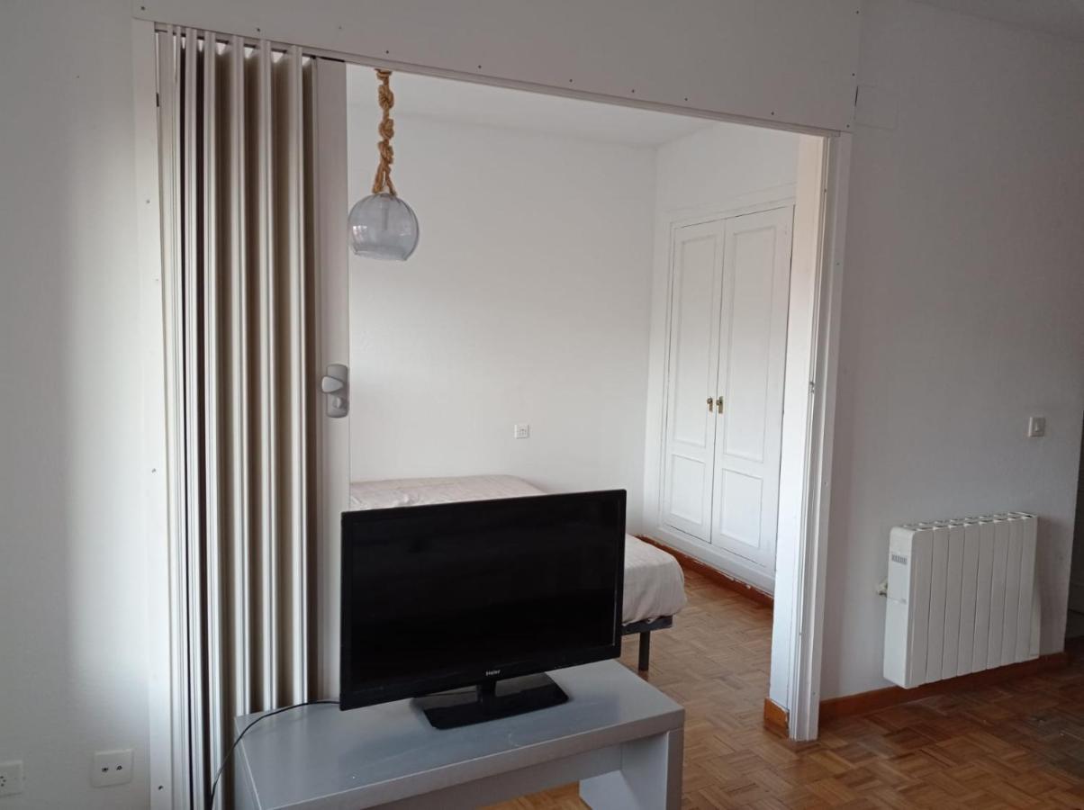 Luminoso, Centrico Y Silencioso Apartamento Jaca Dış mekan fotoğraf