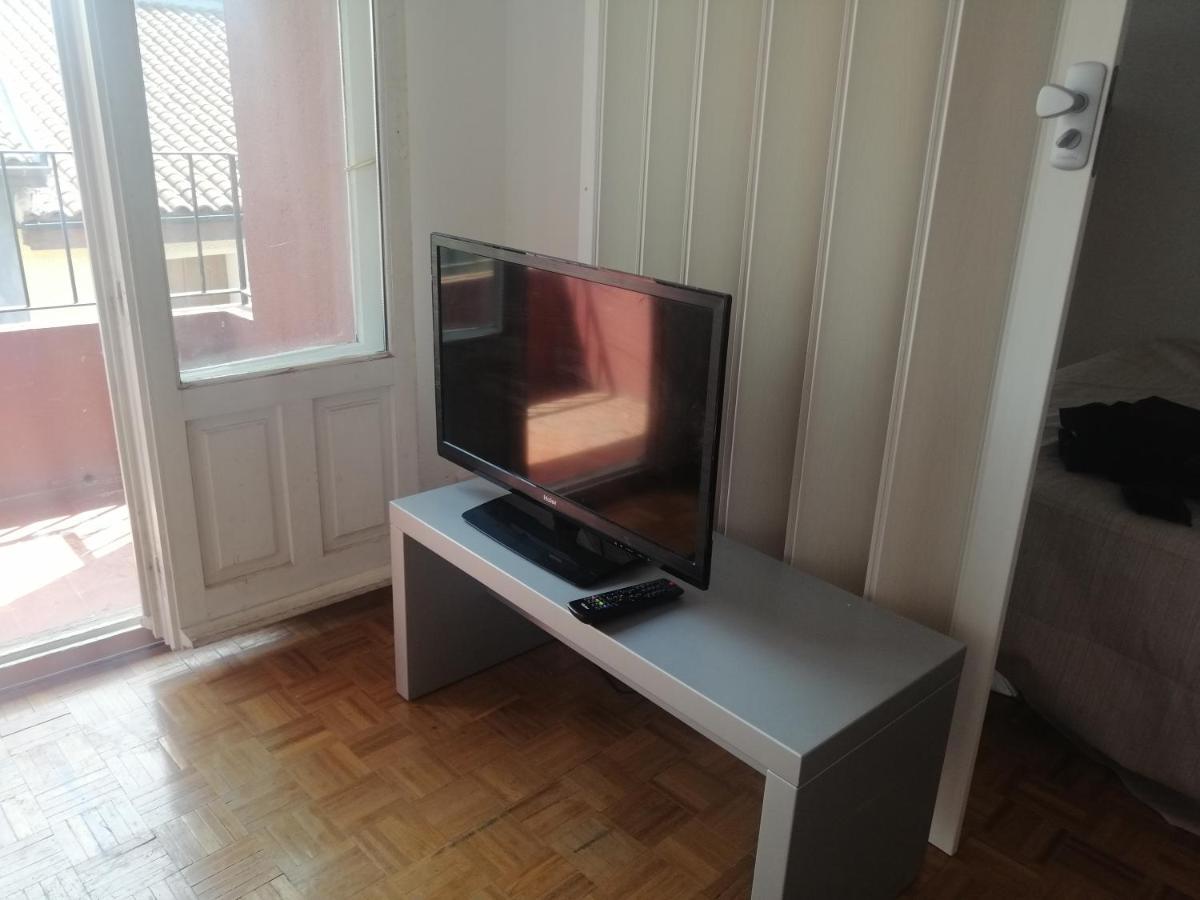 Luminoso, Centrico Y Silencioso Apartamento Jaca Dış mekan fotoğraf