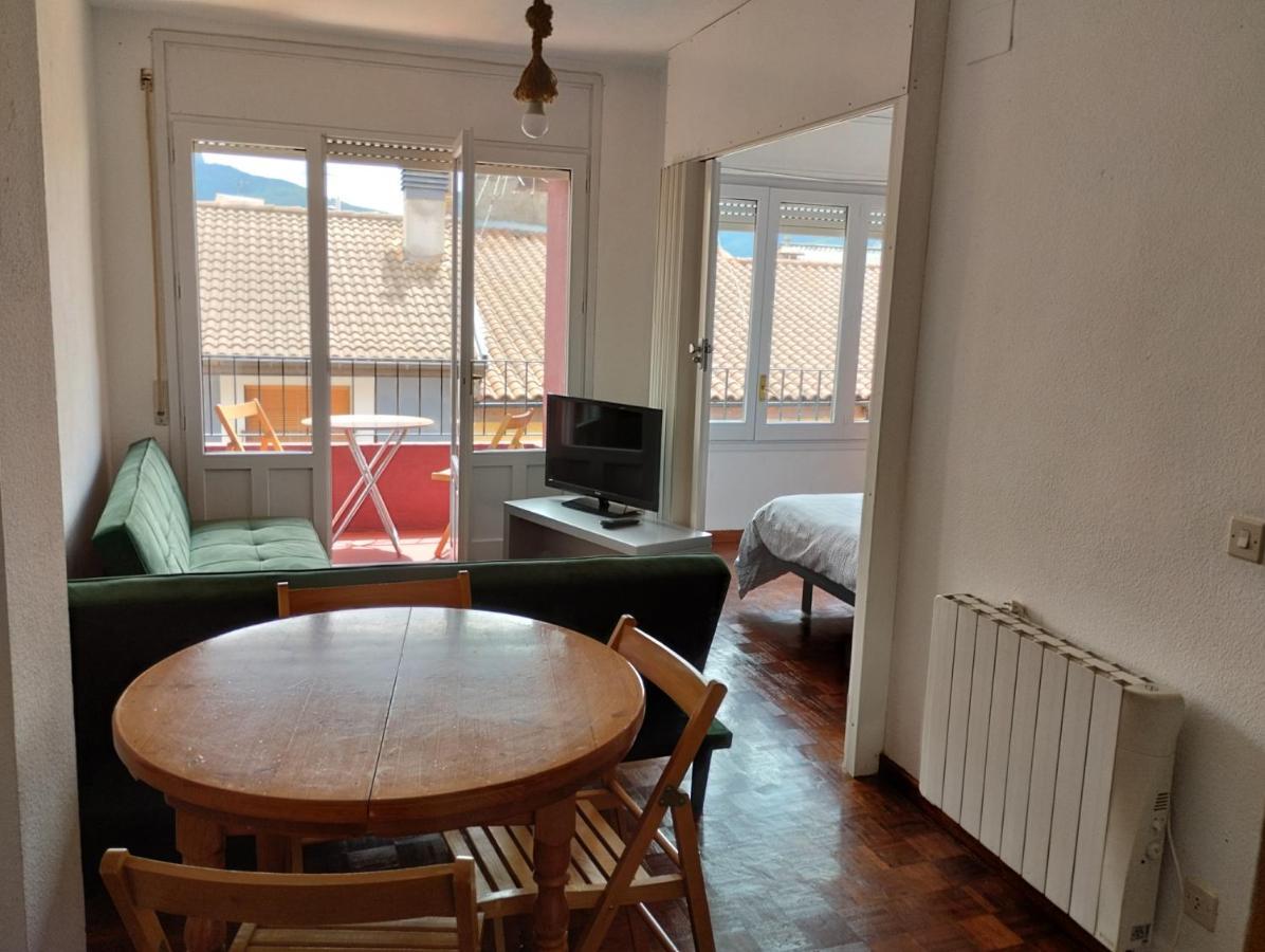 Luminoso, Centrico Y Silencioso Apartamento Jaca Dış mekan fotoğraf