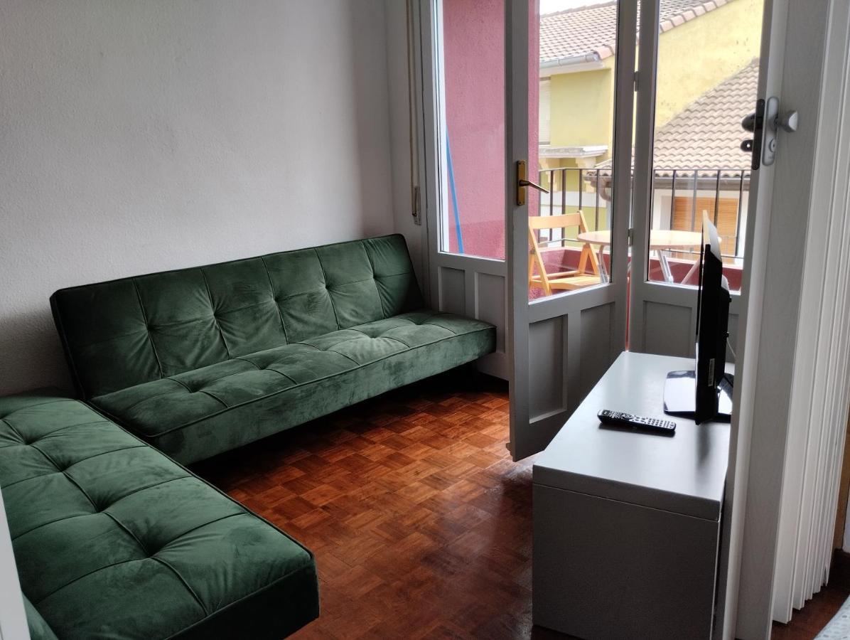 Luminoso, Centrico Y Silencioso Apartamento Jaca Dış mekan fotoğraf