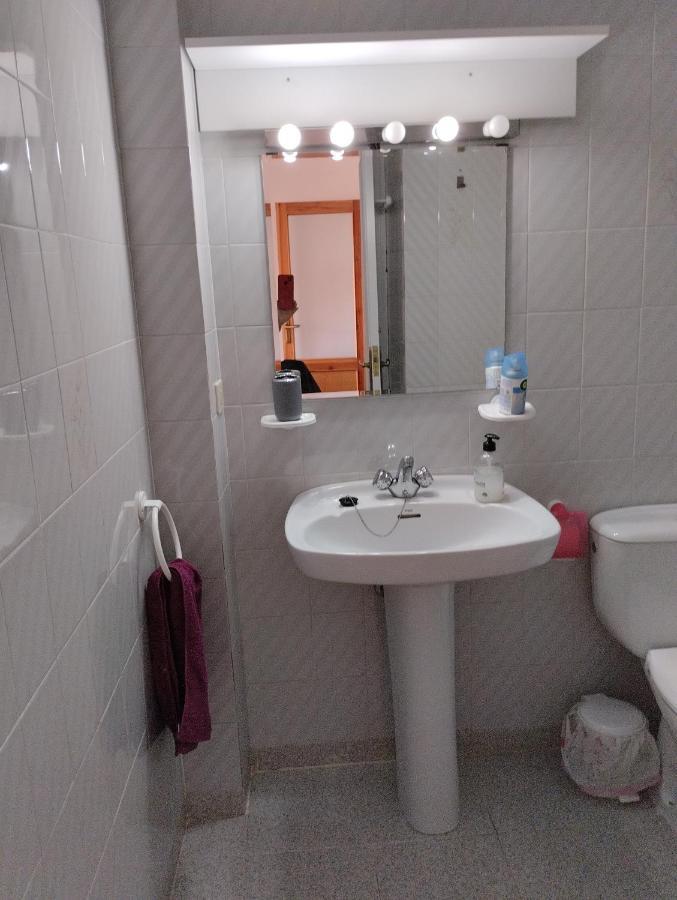 Luminoso, Centrico Y Silencioso Apartamento Jaca Dış mekan fotoğraf
